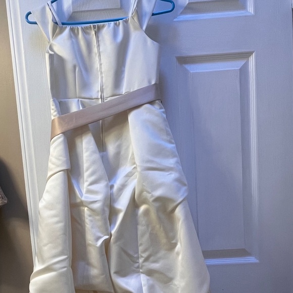 Kids Formal Wedding Attire Dress - Picture 3 of 3